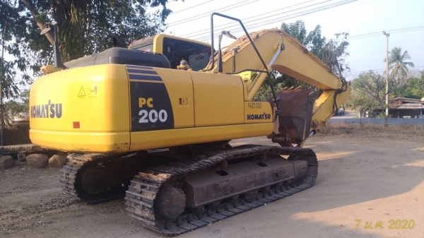 Komatsu PC200-8N1 ไมล์ 4000 สภาพสวยค่ะ Komatsu PC200-8N1 ไมล์ 4000 สภาพสวยค่ะ