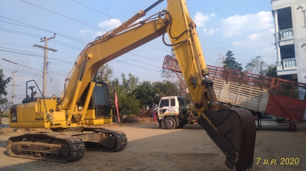 Komatsu PC200-8N1 ไมล์ 4000 สภาพสวยค่ะ Komatsu PC200-8N1 ไมล์ 4000 สภาพสวยค่ะ