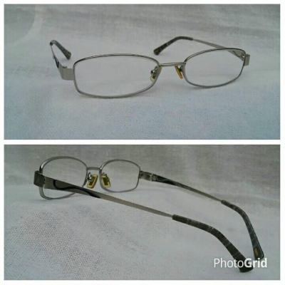 แว่นสายตาแนวโมเดิร์นอาร์ต  เลนส์มัลติโค้ทคุณภาพสูง  ใสปิ๊ง +150  เจแปนิสแฮนด์เมดทศวรรษ 2010's   สภาพเทพ / ใหม่กริ๊บ !  ราคาพิเศษ Authentic KATAYAMA handmade in Japan