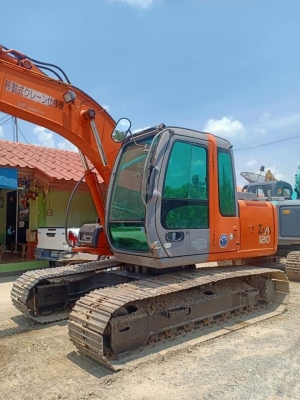 ขายHITACHI ZX120-1 เก่าใน สภาพดี แทรค70 มีลายแย๊ก  ทะเบียน พร้อมใช้ โทร 089-3818694จ๊อย