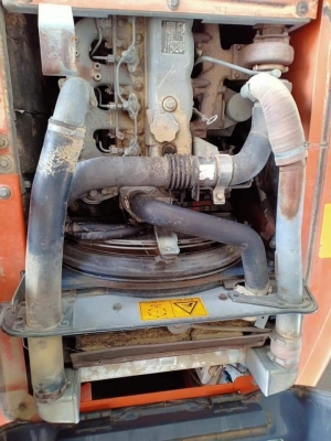 ขายHITACHI ZX120-1 เก่าใน สภาพดี แทรค70 มีลายแย๊ก  ทะเบียน พร้อมใช้ โทร 089-3818694จ๊อย