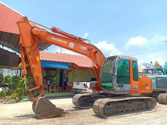 ขายHITACHI ZX120-1 เก่าใน สภาพดี แทรค70 มีลายแย๊ก  ทะเบียน พร้อมใช้ โทร 089-3818694จ๊อย
