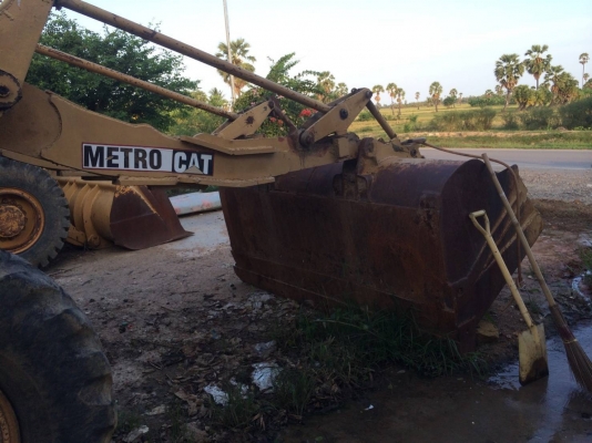 รถตักล้อยางCAT920 ขายตามสภาพ ขอคอมนอก10,000 รถตักล้อยางCAT920 ขายตามสภาพ ขอคอมนอก10,000