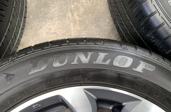 ล้อแม็ก Mazda 2 ตัวท๊อป ขอบ 16 สีกันเมทาลิกหน้าเงา พร้อมยาง 185-60-16 Dunlop ปลายปี 17 สภาพดี