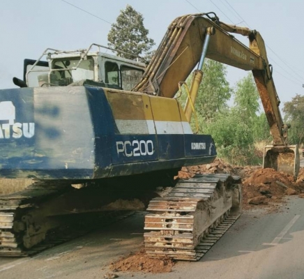 โคมัทสุ200-5 โคมัทสุ200-5