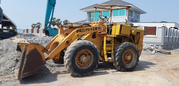 ขายรถตักโคมัสสุJH60พร้อมใช้งาน ขายรถตักโคมัสสุJH60พร้อมใช้งาน