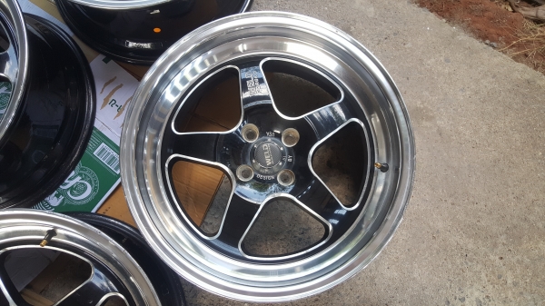 WELD 17X8 4 รู 100 7500 (รวมส่ง) WELD 17X8 4 รู 100 7500 (รวมส่ง)