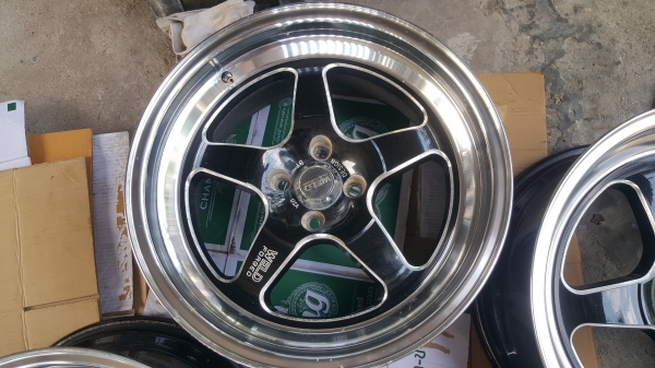 WELD 17X8 4 รู 100 7500 (รวมส่ง)