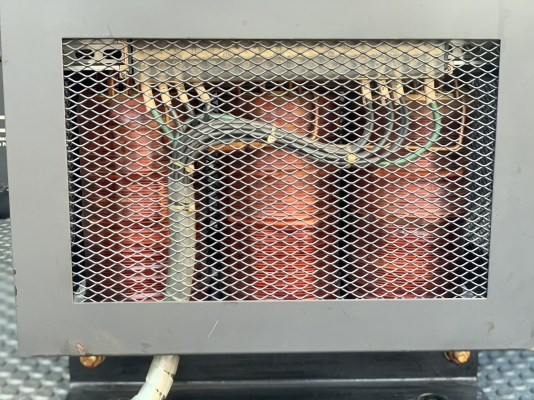 ขายหม้อแปลงไฟฟ้าคุมเครื่องจักร Fanuc 7Kva. ไฟเข้าได้ตั้งแต่ 380V ไฟออก 200V made in Japan สภาพสวยใหม่มาก พร้อมใช้งาน ราคา 5,800 บาท ขายหม้อแปลงไฟฟ้าคุมเครื่องจักร Fanuc 7Kva. ไฟเข้าได้ตั้งแต่ 380V ไฟออก 200V made in Japan สภาพสวยใหม่มาก พร้อมใช้งาน ราคา 5,800 บาท