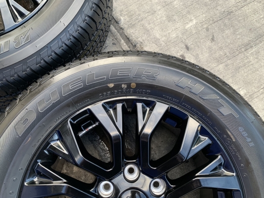 ล้อแม็กป้ายแดง Ford Ranger FX4 รุ่นใหม่ล่าสุด ขอบ 18 พร้อมยางป้ายแดง 265-60-18 Bridgestone รถออกปีนี้ 20 สวยกริ๊บ