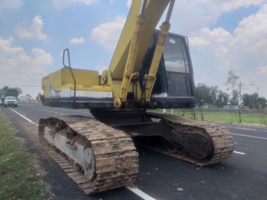 ขายด่วน KOBELCO SK200 MART III โซ่แผ่นสวย เครื่องฟิตใหม่ พร้อมลุยงาน เร็วแรง ไม่โหลด สนใจสอบถาม 093-0764943  K ตั้ม
