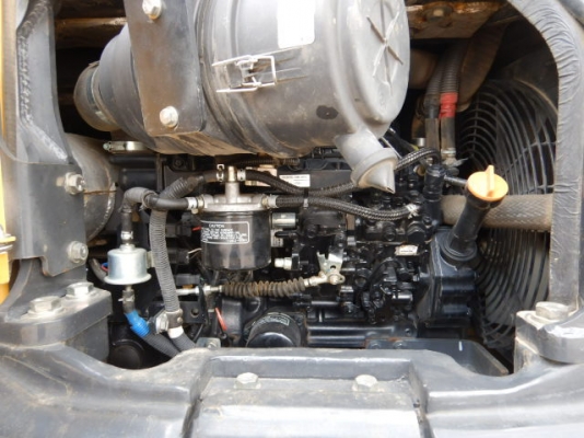 ขายรถขุดนำเข้าจากประเทศญี่ปุ่น komatsu pc40MR-3 สนใจติดต่อสอบถาม 0923309229 อีด