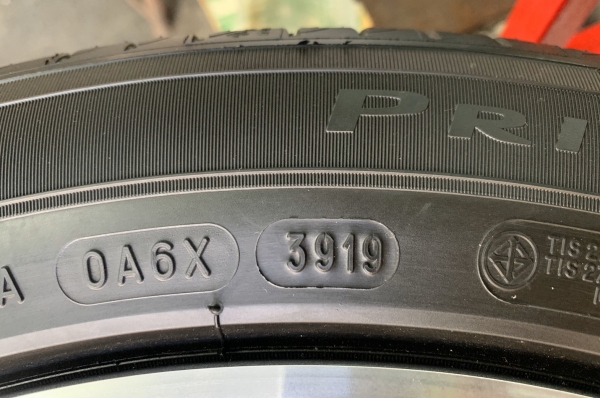ล้อแม็กป้ายแดง Honda Accord G10 ขอบ 17 รุ่นใหม่ล่าสุด พร้อมยางใหม่ป้ายแดง 225-50-17 Michelin ปลายปี 19 สวยกริ๊บ