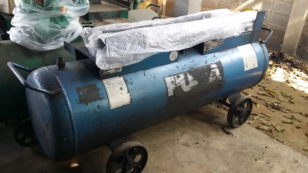 ถังลมเปล่าพูม่า 300ลิตร สีเดิม