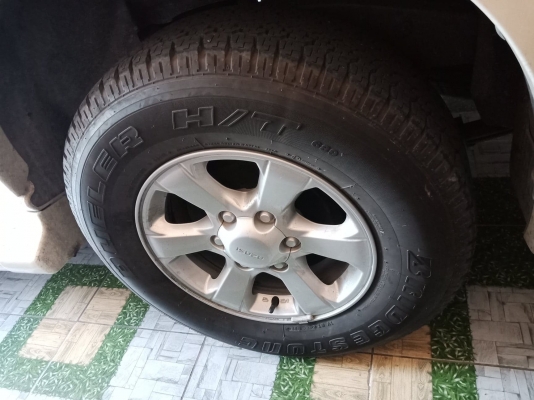 ล้ออีซุซุตัวสูง ล้ออีซุซุตัวสูง