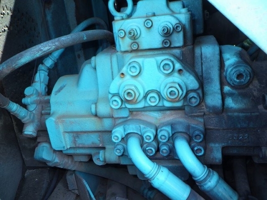 ขายรถขุดนำเข้าจากประเทศญี่ปุ่น kobelco sk100super สนใจติดต่อสอบถาม 0923309229 อีด