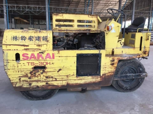 รถล้อยางSAKAI สภาพดี