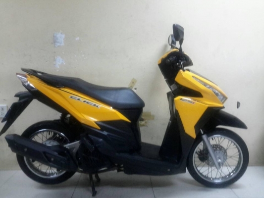 30900 Honda Click125i LED idlingstop combibrake 5232 กม. สภาพนางฟ้า เอกสารพร้อมโอน.jpg