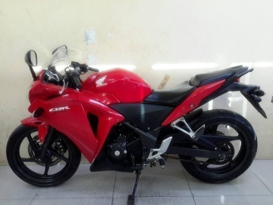 39900 Honda CBR250 ABS  ปี2015 สภาพเกรดA 8379 กม. สภาพนางฟ้า เอกสารพร้อมโอน.jpg