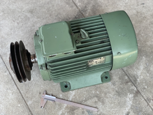 ขายมอเตอร์ไฟฟ้า VEM 15HP. 380V 1450rpm. Made in Germany สภาพสวยเดิมๆ หมุนนิ่ม พร้อมใช้งาน ราคา 7,800 ขายมอเตอร์ไฟฟ้า VEM 15HP. 380V 1450rpm. Made in Germany สภาพสวยเดิมๆ หมุนนิ่ม พร้อมใช้งาน ราคา 7,800
