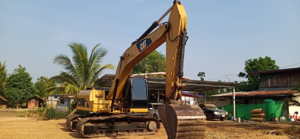 ⭐⭐⭐Catterpillar 320D Japanใช้งาน12055ช.ม ไฟฟ้าครบ เอวแน่น ช่วงล่างเต็ม เอกสารเล่มทะเบียน พร้อมลงงาน