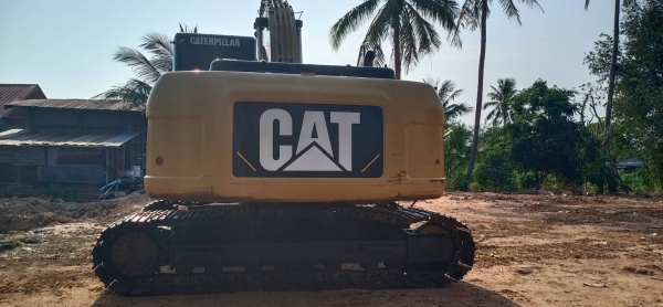 ⭐⭐⭐Catterpillar 320D Japanใช้งาน12055ช.ม ไฟฟ้าครบ เอวแน่น ช่วงล่างเต็ม เอกสารเล่มทะเบียน พร้อมลงงาน