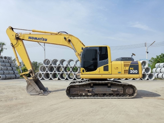 ขายด่วน pc200-8 4000ชั่วโมง เจ้าของขายเอง ขายด่วน pc200-8 4000ชั่วโมง เจ้าของขายเอง