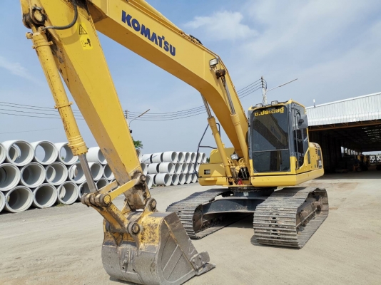 ขายด่วน pc200-8 4000ชั่วโมง เจ้าของขายเอง ขายด่วน pc200-8 4000ชั่วโมง เจ้าของขายเอง