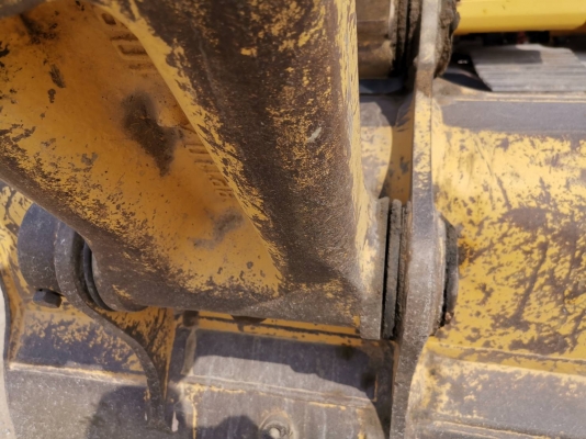 ขายด่วน pc200-8 4000ชั่วโมง เจ้าของขายเอง ขายด่วน pc200-8 4000ชั่วโมง เจ้าของขายเอง