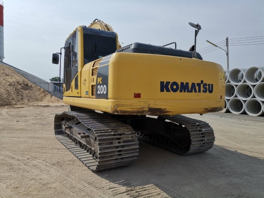 ขายด่วน pc200-8 4000ชั่วโมง เจ้าของขายเอง ขายด่วน pc200-8 4000ชั่วโมง เจ้าของขายเอง