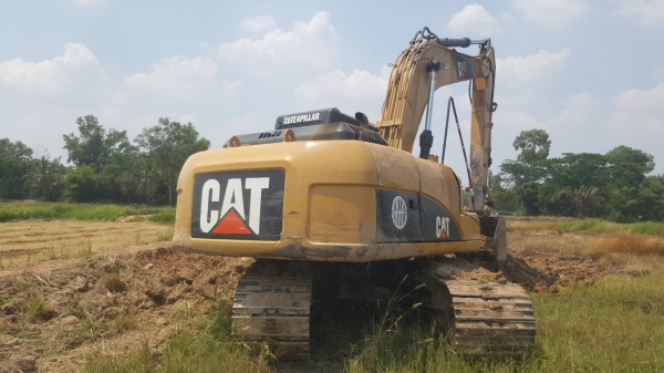ขายรถแบคโฮ CAT 315Dสภาพเต็มเอกสารทะเบียน
