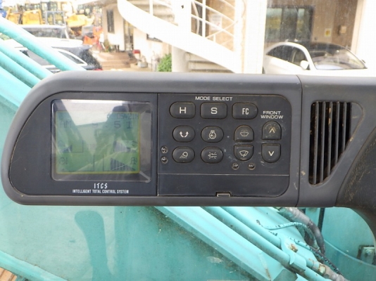 ขายรถขุดนำเข้าจากประเทศญี่ปุ่น kobelco sk120 แทรกกว้าง 70cm สนใจติดต่อสอบถาม 0923309229 อีด