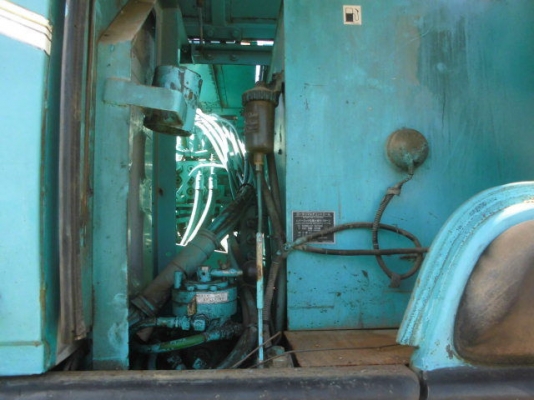 ขายรถขุดนำเข้าจากประเทศญี่ปุ่น kobelco sk100L สนใจติดต่อสอบถาม 0923309229 อีด