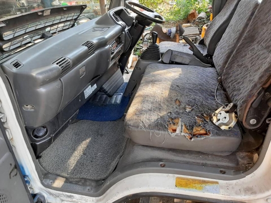 SALE*โปรลดกระหน่ำ งานตามหา!! หัวเก๋ง รถบรรทุกไซค์ 6 ล้อกลาง / CABIN  ISUZU : NPR หัวการ์ตูน