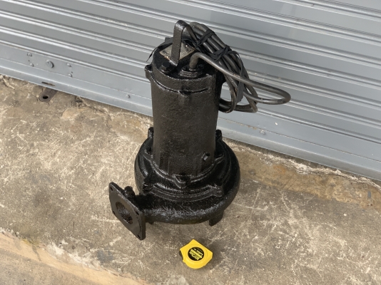 ขายไดโว่สูบน้ำ Ebara pump 2HP. 380V made in Japan ใบดูดโคลน สภาพดีเดิมๆ หมุนนิ่ม(ทำสีใหม่) มีตำหนิขาตั้งหัก 1ขา พร้อมใช้งาน ราคา 6,800 บาท ขายไดโว่สูบน้ำ Ebara pump 2HP. 380V made in Japan ใบดูดโคลน สภาพดีเดิมๆ หมุนนิ่ม(ทำสีใหม่) มีตำหนิขาตั้งหัก 1ขา พร้อมใช้งาน ราคา 6,800 บาท