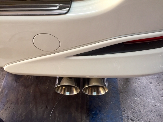 ขายท่อแต่งรถยนต์ TOYOTA รุ่น ALPHARD ปลายเลสแท้