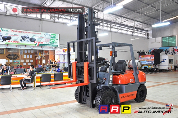 ขายรถโฟล์คลิฟท์มือสอง TOYOTA รุ่น 6FG33-10159 นำเข้าจากประเทศญี่ปุ่น 100\% ไม่เคยใช้งานในไทย