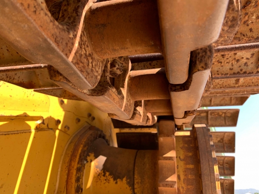 ขายรถดันดิน CAT รุ่น D6M รถนำเข้าจากญี่ปุ่น สภาพสวยครับ ขายรถดันดิน CAT รุ่น D6M รถนำเข้าจากญี่ปุ่น สภาพสวยครับ