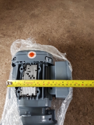 ขาย Gear Motor SEW รุ่น R37 DRS71S4 ของใหม่ ได้มาเพิ่ม ขาย Gear Motor SEW รุ่น R37 DRS71S4 ของใหม่ ได้มาเพิ่ม