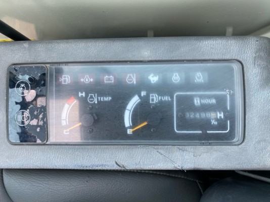 ขายรถแบคโฮโกเบ KOBELCO SK45SR ตู้เก๋ง ไลน์ ราคาโดนๆ โทร 081-8581834 แบงค์