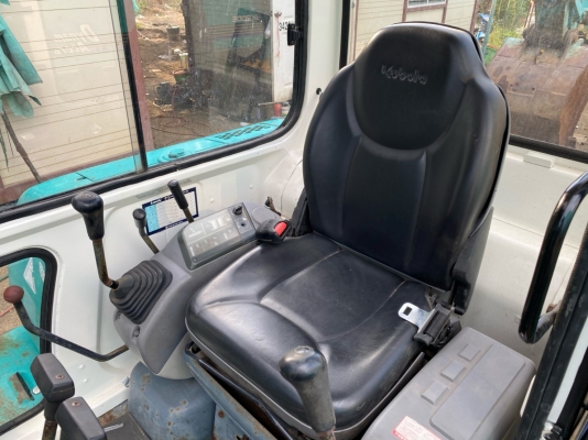 ขายรถแบคโฮ KOMATSU PC45 รุ่น 7 ใช้มาน้อย 1,400 สวยๆ โทร 081-8581834 แบงค์