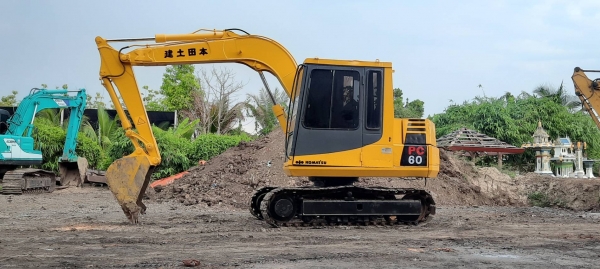 ⭐Komatsu PC60-5 เครื่องปั้มแรง ช่วงล่างดี พร้อมใช้