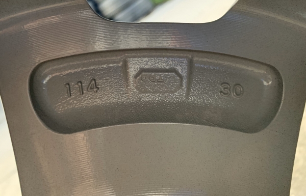 ล้อแม็กป้ายแดง Toyota Revo Rocco ขอบ 18 สวยกริ๊บ ล้อแม็กป้ายแดง Toyota Revo Rocco ขอบ 18 สวยกริ๊บ