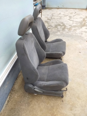 เบาะ isuzu mu ใส่ isuzu tfr cameo vega  3900 บาท