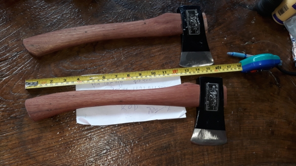 ขายขวานตราเสือขนาด1 1/4ปอน MADE IN SWEDEN.ด้ามไม้ ขายขวานตราเสือขนาด1 1/4ปอน MADE IN SWEDEN.ด้ามไม้