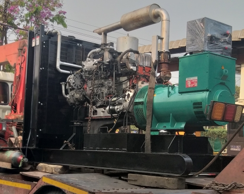 ขายเครื่องปั่นไฟขนาด 250 kva ประกอบใหม่ เครื่องเก่าญี่ปุ่น พร้อมใช้งาน  พร้อมเช้งโอเวอร์สวิท มีรับประกัน 098-5922944