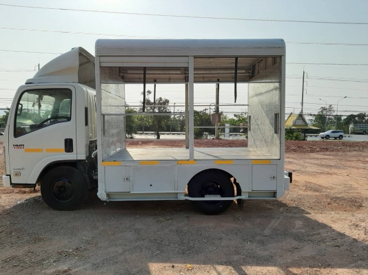 ขายตู้แห้ง(อะลูมิเนียม)ประตูม้วน 4 บาน ยาว 3 ม. สวยๆ ใส่ได้ทั้ง 4 ล้อ 6 ล้อ  สนใจ 089-5367218 081-425294