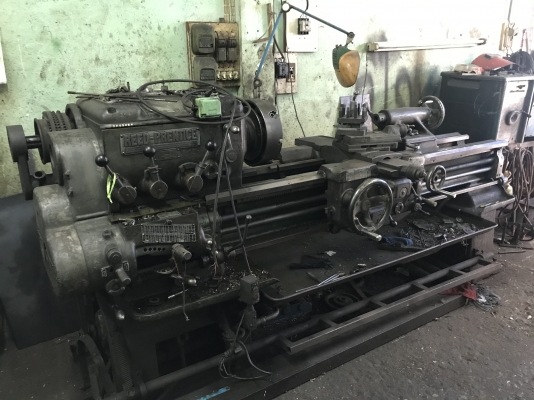 ขายเครื่องกลึง7ฟุตพร้อมใช้