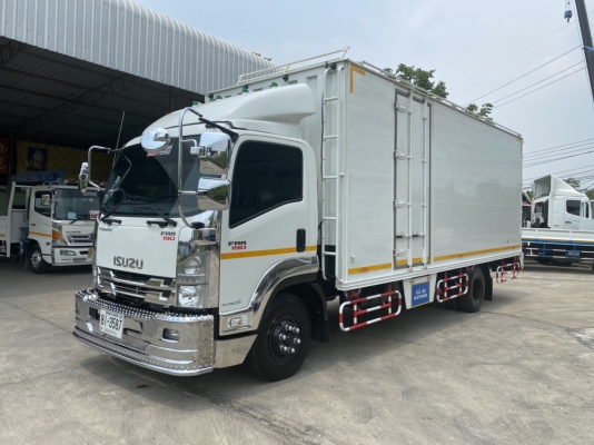 ขาย 6 ล้อ ???? ISUZU FRR 190 EURO 3 รุ่นหน้าตึก ตู้ 4 บาน ยาว 6.50 เมตรวิ่ง 27,439 กิโลเมตร จดทะเบียนปี 2562 ( 2019 ) สภาพน้องๆป้ายเเดงพร้อมวิ่งหาเงินได้เลย ราคา 1,150,000. บาท.  ????????089-9192600 K ธนสพล ช่อง YouTube  Jjautocar 2   ฝากกดติดตามด้วยนะครั