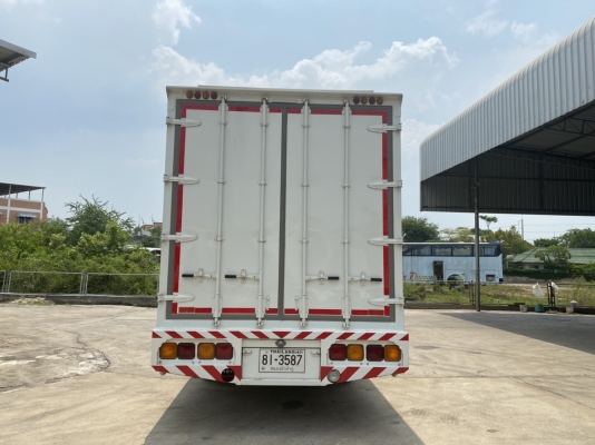 ขาย 6 ล้อ ???? ISUZU FRR 190 EURO 3 รุ่นหน้าตึก ตู้ 4 บาน ยาว 6.50 เมตรวิ่ง 27,439 กิโลเมตร จดทะเบียนปี 2562 ( 2019 ) สภาพน้องๆป้ายเเดงพร้อมวิ่งหาเงินได้เลย ราคา 1,150,000. บาท.  ????????089-9192600 K ธนสพล ช่อง YouTube  Jjautocar 2   ฝากกดติดตามด้วยนะครั